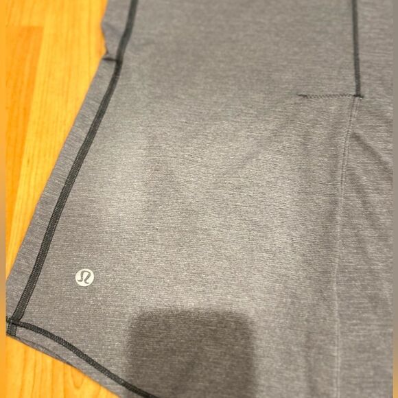 Lululemon Women’s Hot Like Agni Singlet Top Size 2 in Heathered Astro Blue - Picture 10 of 13